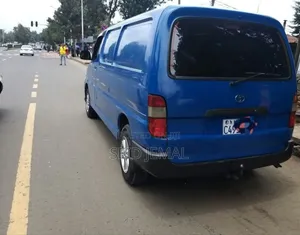 Toyota Grand HiAce 2008 Blue