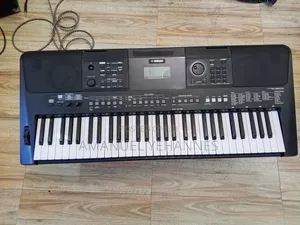 Yamaha PSR-E463 Portable Keyboard