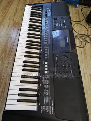 Yamaha PSR-E463 Portable Keyboard