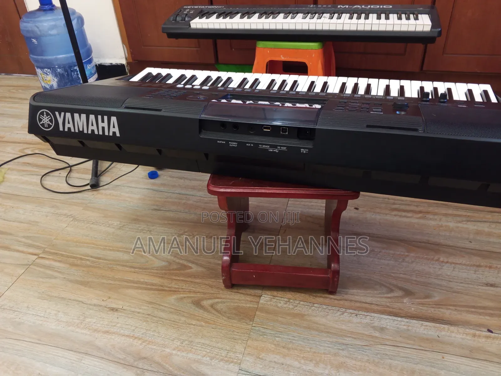 Yamaha PSR-E463 Portable Keyboard