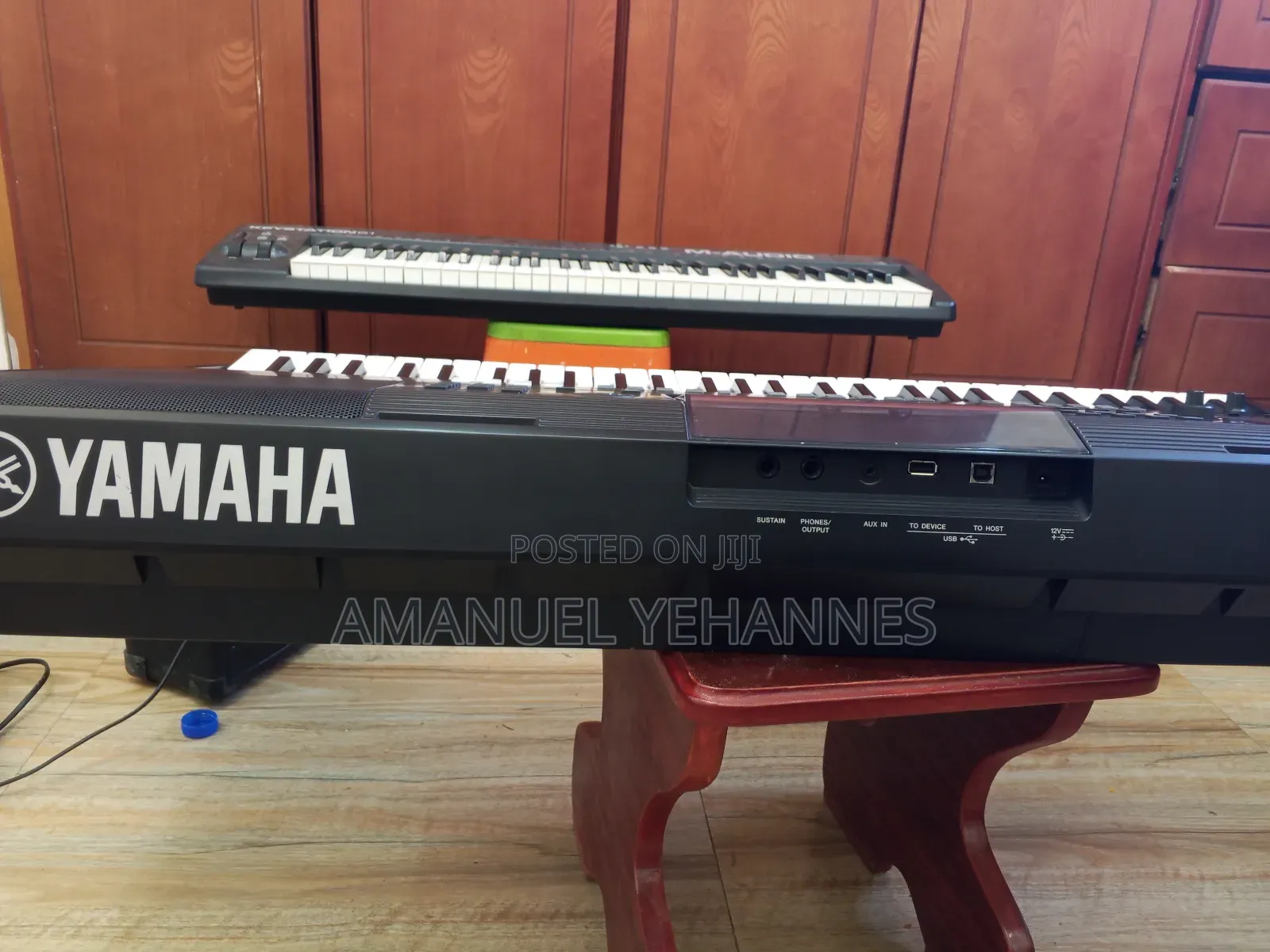 Yamaha PSR-E463 Portable Keyboard