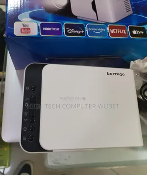 Borrego T6 Ultra Hd Android Projector • Projection Size: Abou