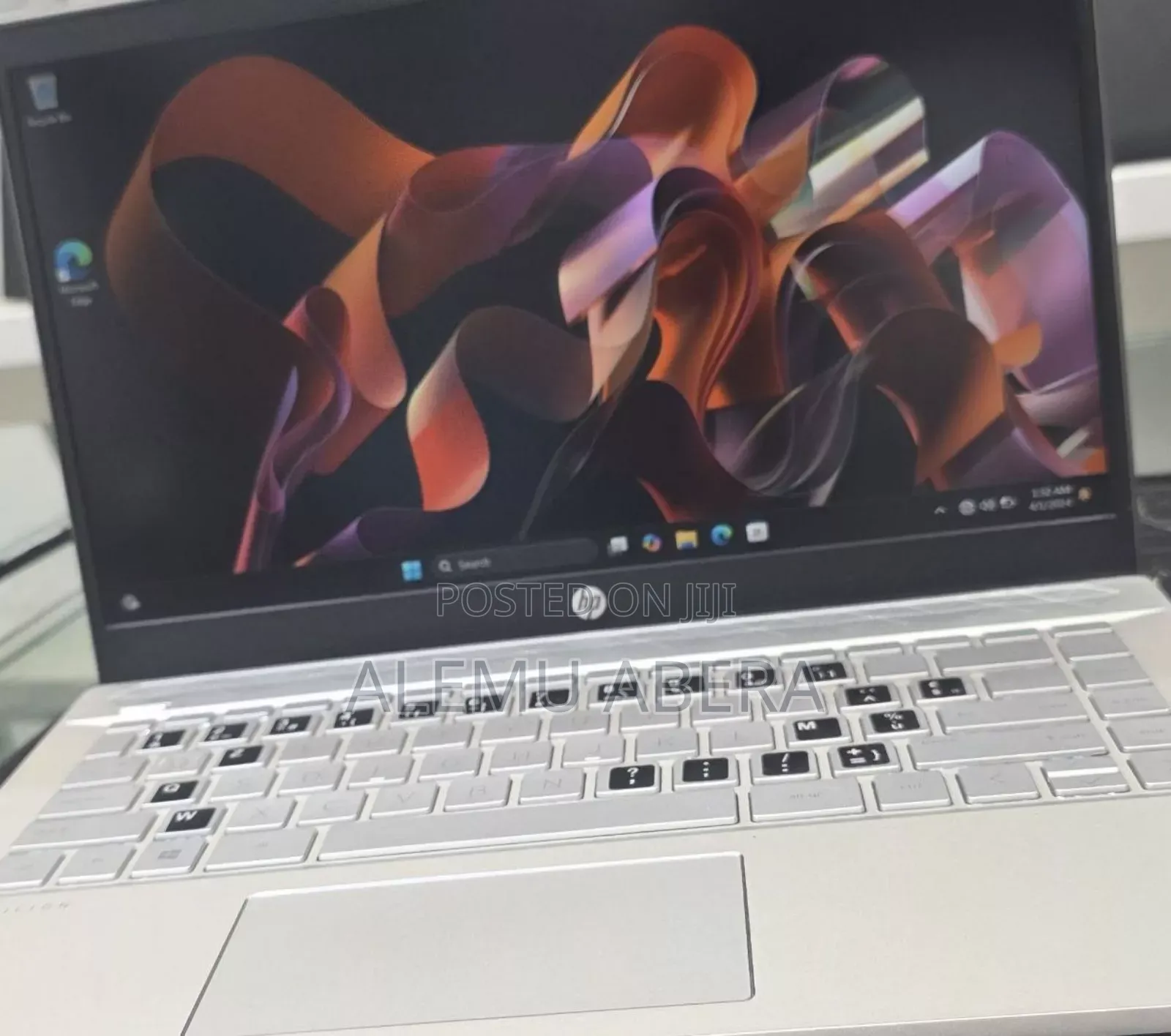 New Laptop HP Pavilion 14 8GB Intel Core I5 SSD 256GB