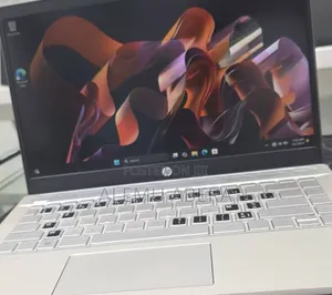 New Laptop HP Pavilion 14 8GB Intel Core I5 SSD 256GB