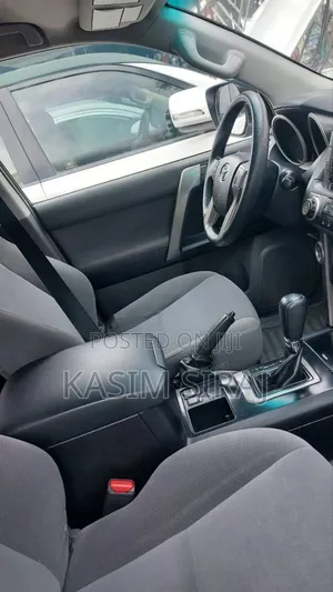 Toyota Land Cruiser Prado 2.8 D-4D 2014 Silver