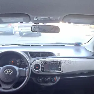 Toyota Yaris 2011 White