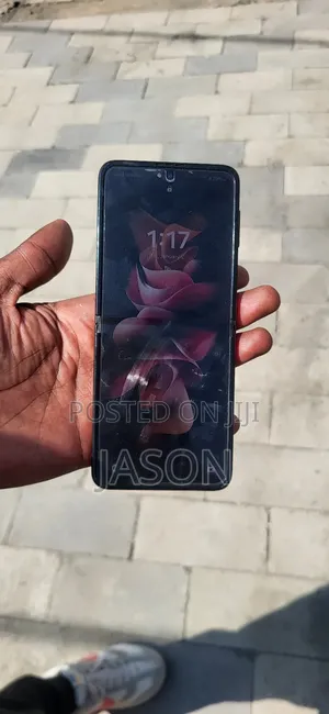 Samsung Galaxy Z Flip 3 128 GB Black