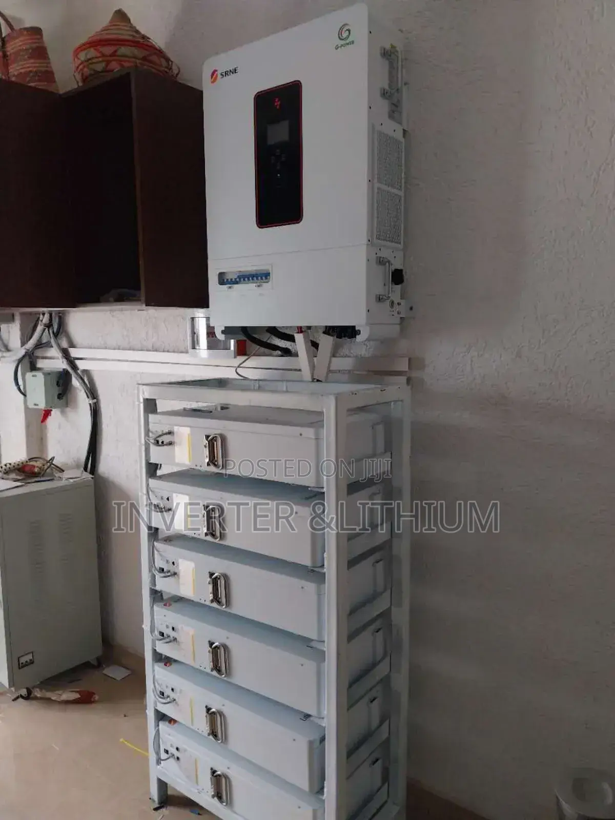 ሃይብሪድ ኢንቨርተር እና ሊትየም አየን ባትሪ (Hybrid Inverter Lithium Ion Battery )