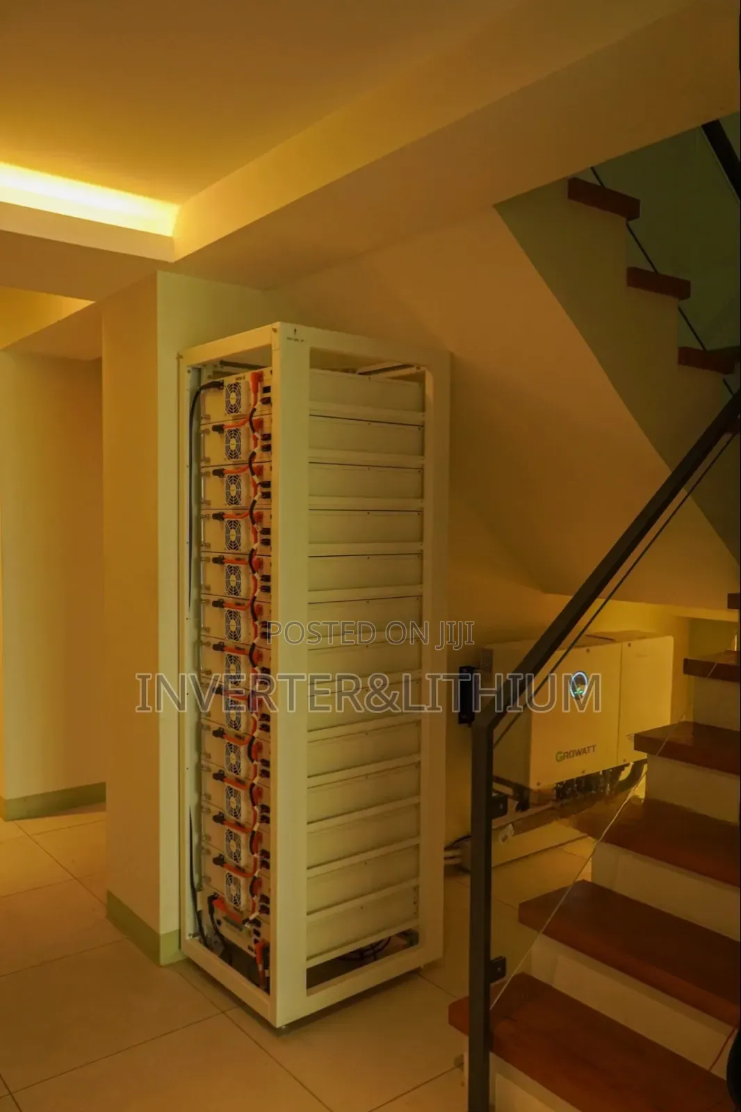 ሃይብሪድ ኢንቨርተር እና ሊትየም አየን ባትሪ (Hybrid Inverter Lithium Ion Battery )