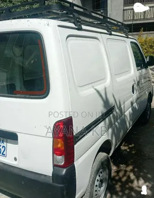 Suzuki Eeco 2024 White