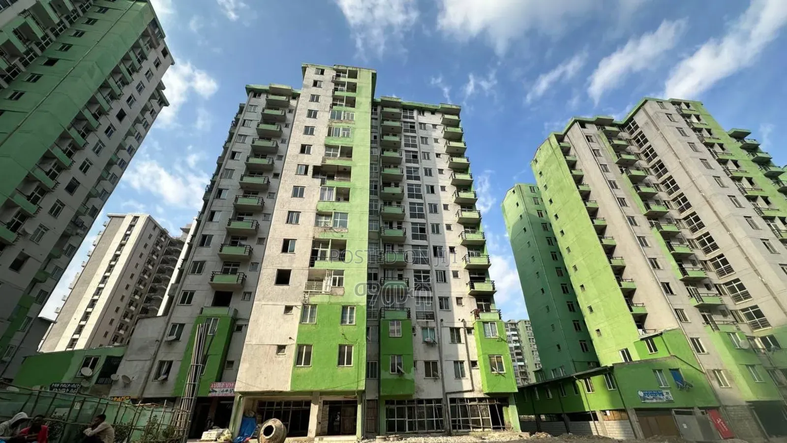 የሚሸጥ 40/60 ሱቅ