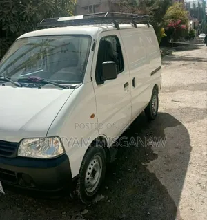 Suzuki Eeco 2024 White