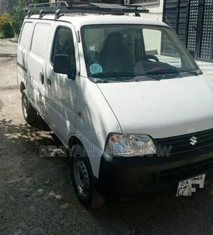 Suzuki Eeco 2024 White