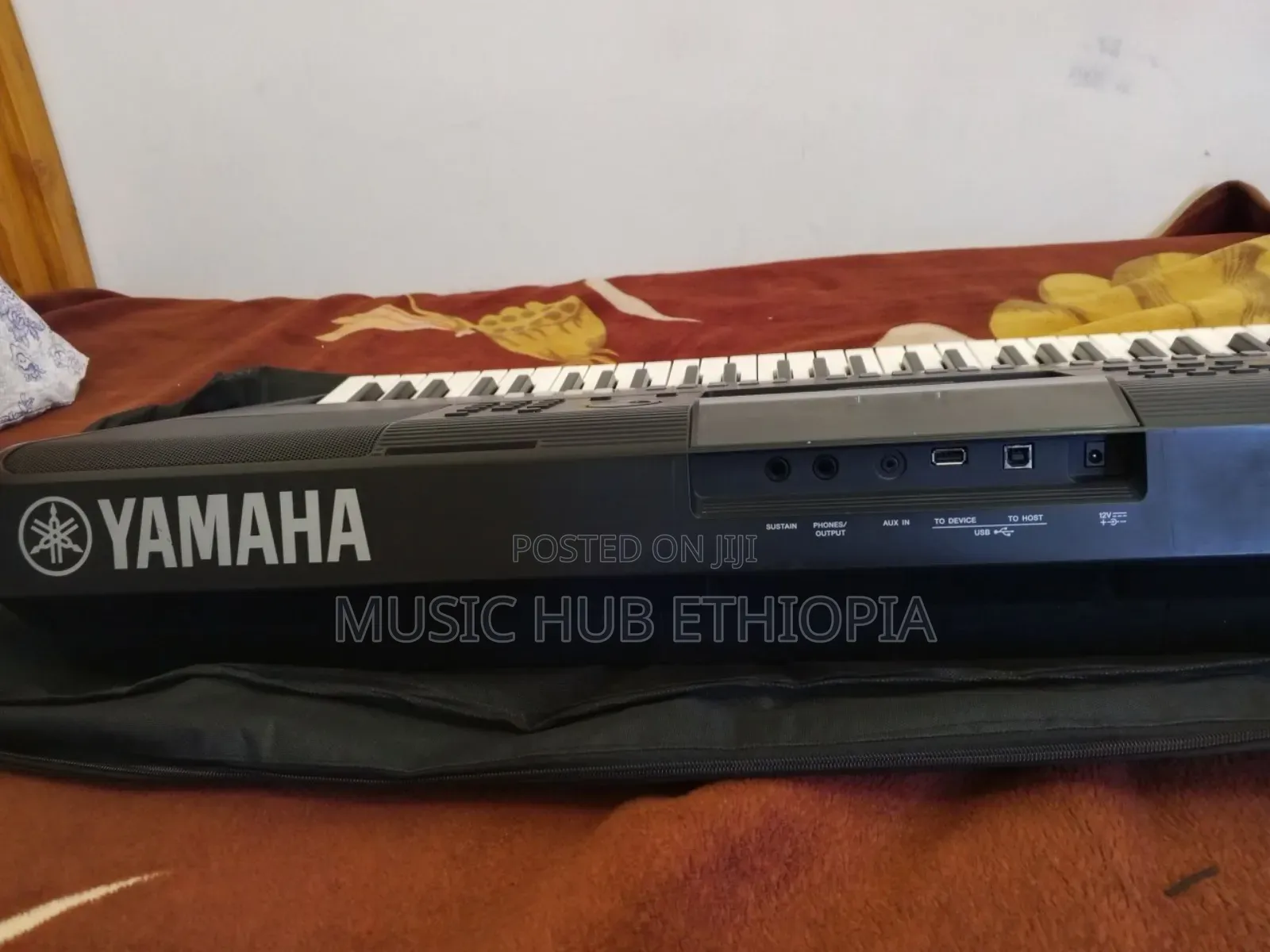 Yamaha PSR-E443 Portable Keyboard