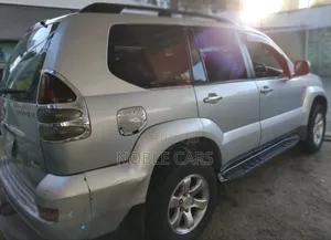 Toyota Land Cruiser Prado 2007 Silver