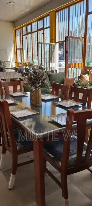 እብድ እብድ ያሉ Dining Tableዎችን ሲፈልጉ Hello ይበሉን እንደቤተሰብ ሰርተን እንደቤተሰብ ይወስዳሉ