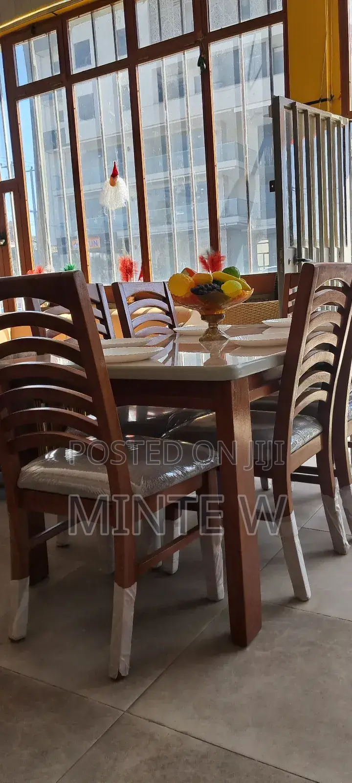 እብድ እብድ ያሉ Dining Tableዎችን ሲፈልጉ Hello ይበሉን እንደቤተሰብ ሰርተን እንደቤተሰብ ይወስዳሉ