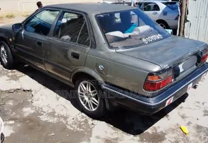 Toyota Corolla 1991 Gray