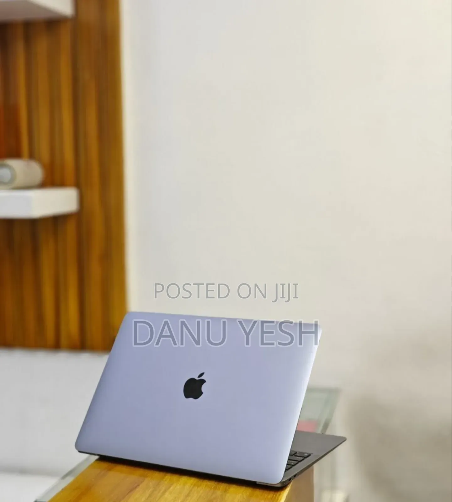 New Laptop Apple MacBook Air 2020 M1 8GB Apple M1 SSD 256GB