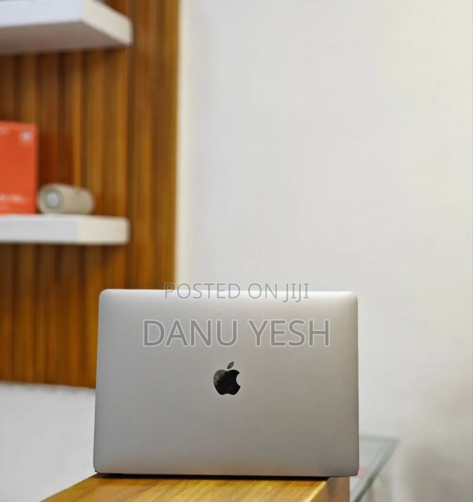 New Laptop Apple MacBook Air 2020 M1 8GB Apple M1 SSD 256GB