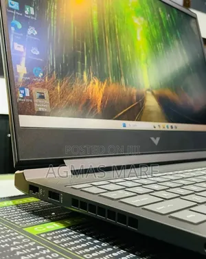 New Laptop HP Victus 15 16GB Intel Core i7 SSD 1T
