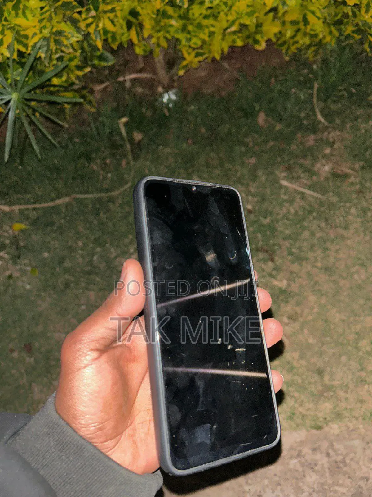 Infinix Hot 30i 128 GB Black