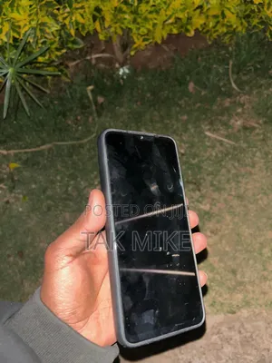 Infinix Hot 30i 128 GB Black