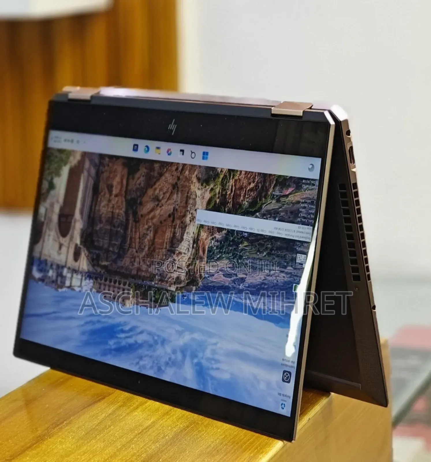 New Laptop HP Spectre X360 16GB Intel Core I7 SSD 512GB