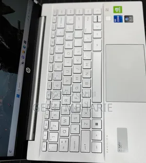New Laptop HP Pavilion 14 16GB Intel Core I7 SSD 512GB