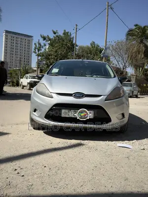 Ford Fiesta SE Hatchback 2012 Silver