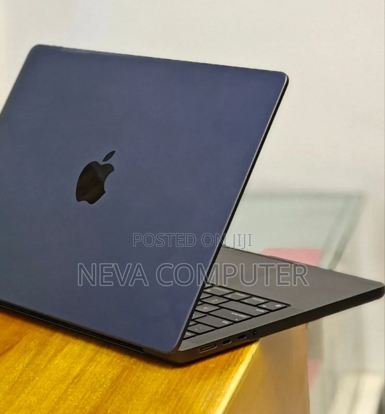 New Laptop Apple MacBook 2013 18GB Apple M3 Pro SSD 512GB