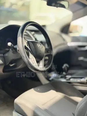 Hyundai i40 2013 Gold