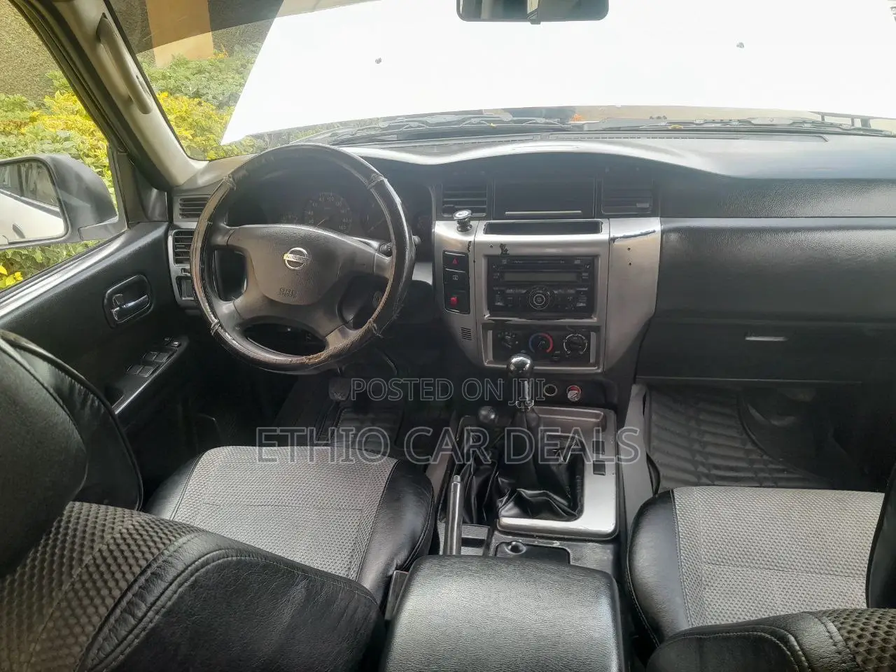 Nissan Patrol 2012 White