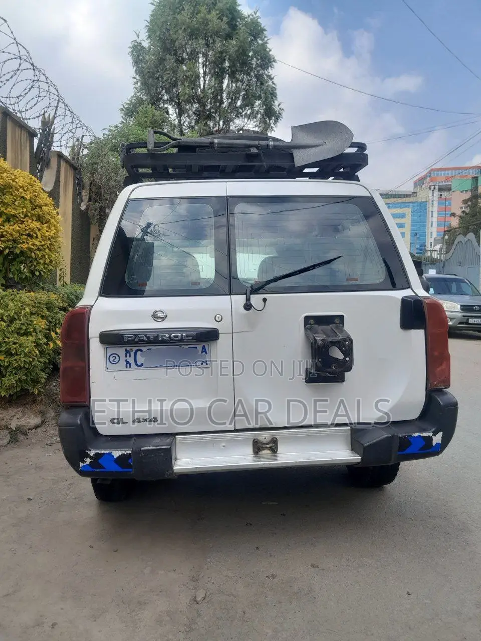 Nissan Patrol 2012 White