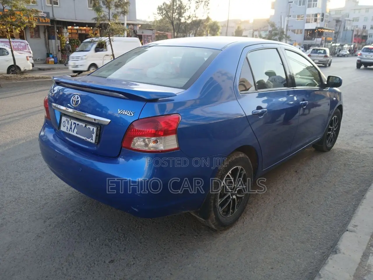 Toyota Yaris Base Sedan 4dr 2011 Blue
