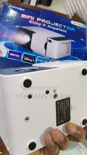 Borrego T6 Ultra Hd Android Projector • Projection Size: About 30"-