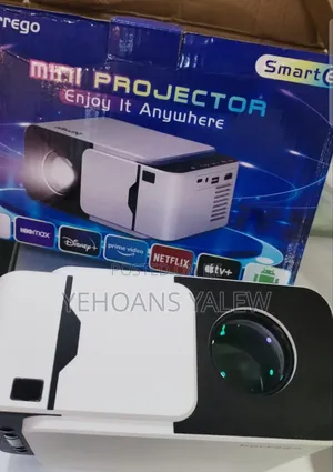 Borrego T6 Ultra Hd Android Projector • Projection Size: About 30"-