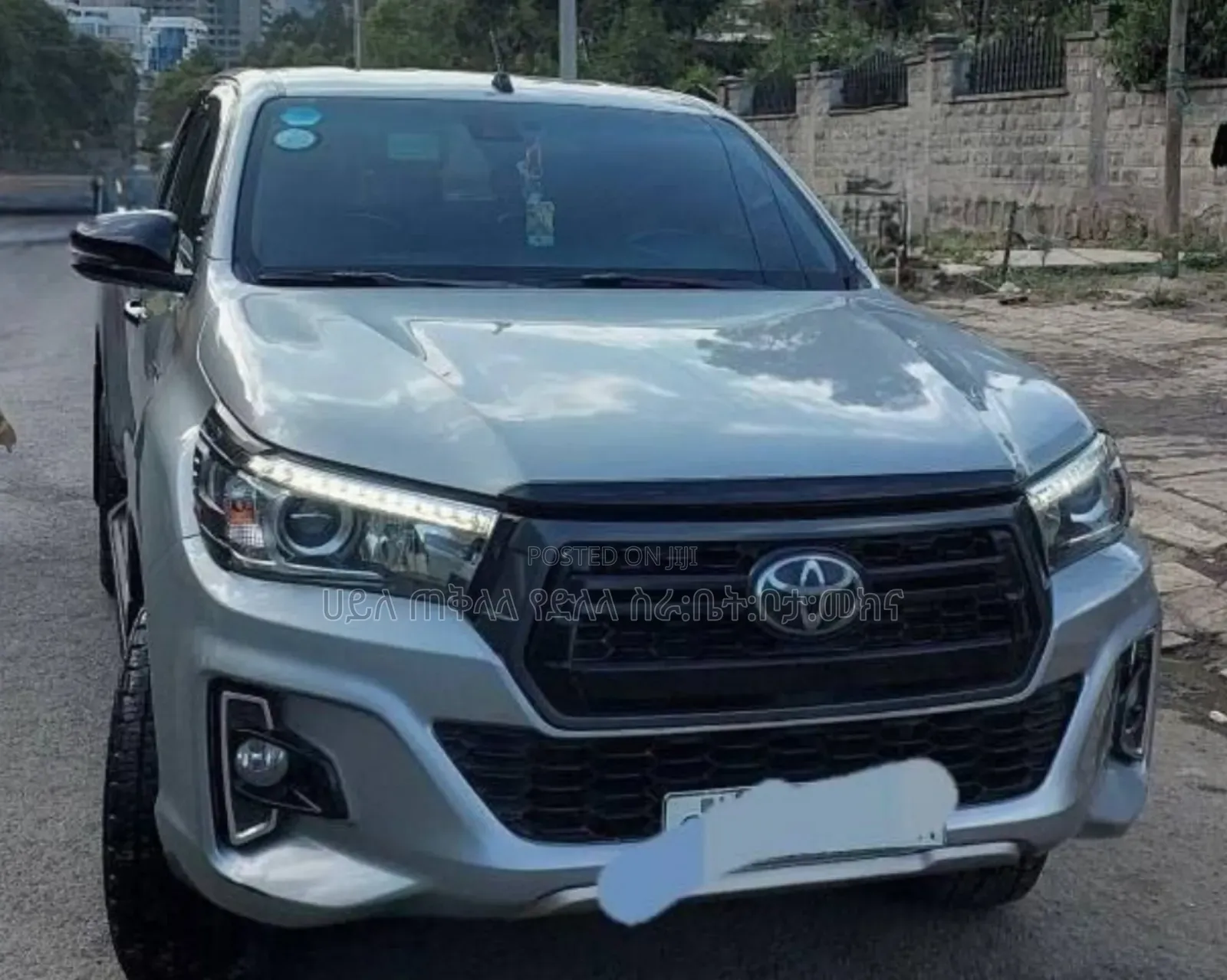 Toyota Hilux 2020 Silver