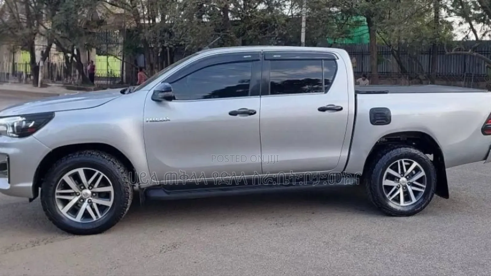 Toyota Hilux 2020 Silver