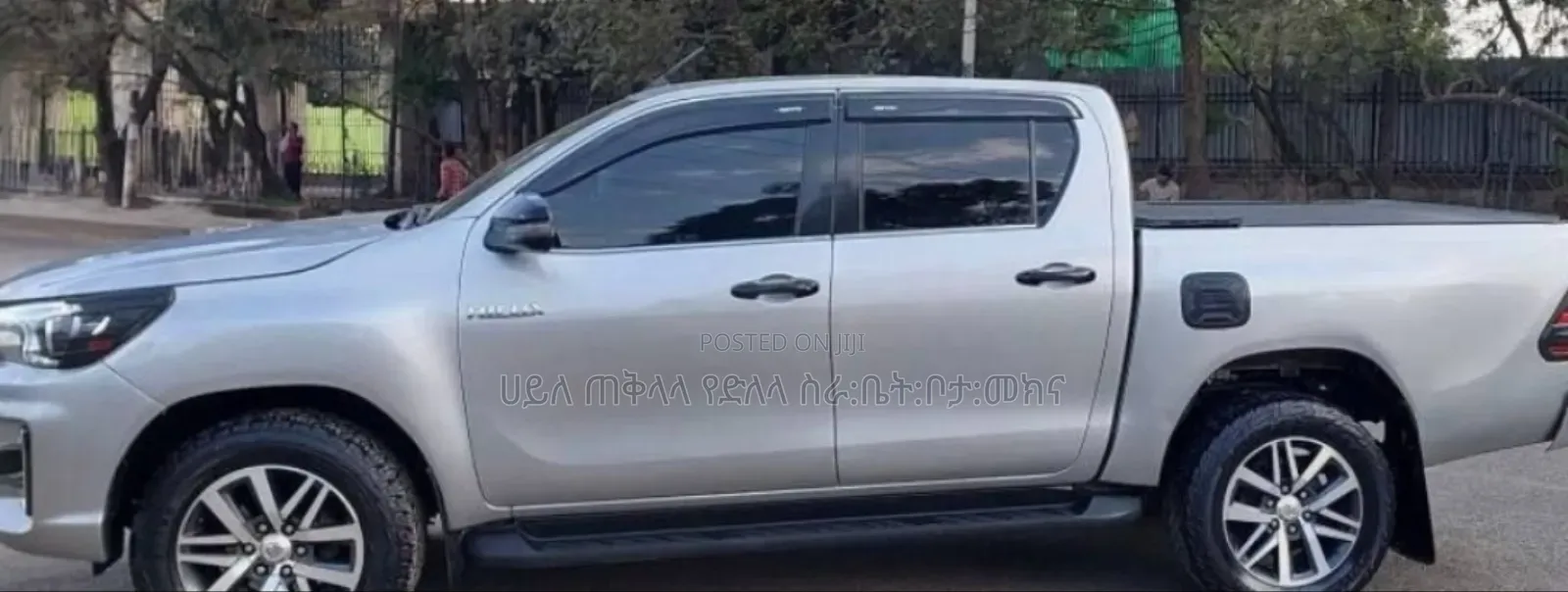 Toyota Hilux 2020 Silver