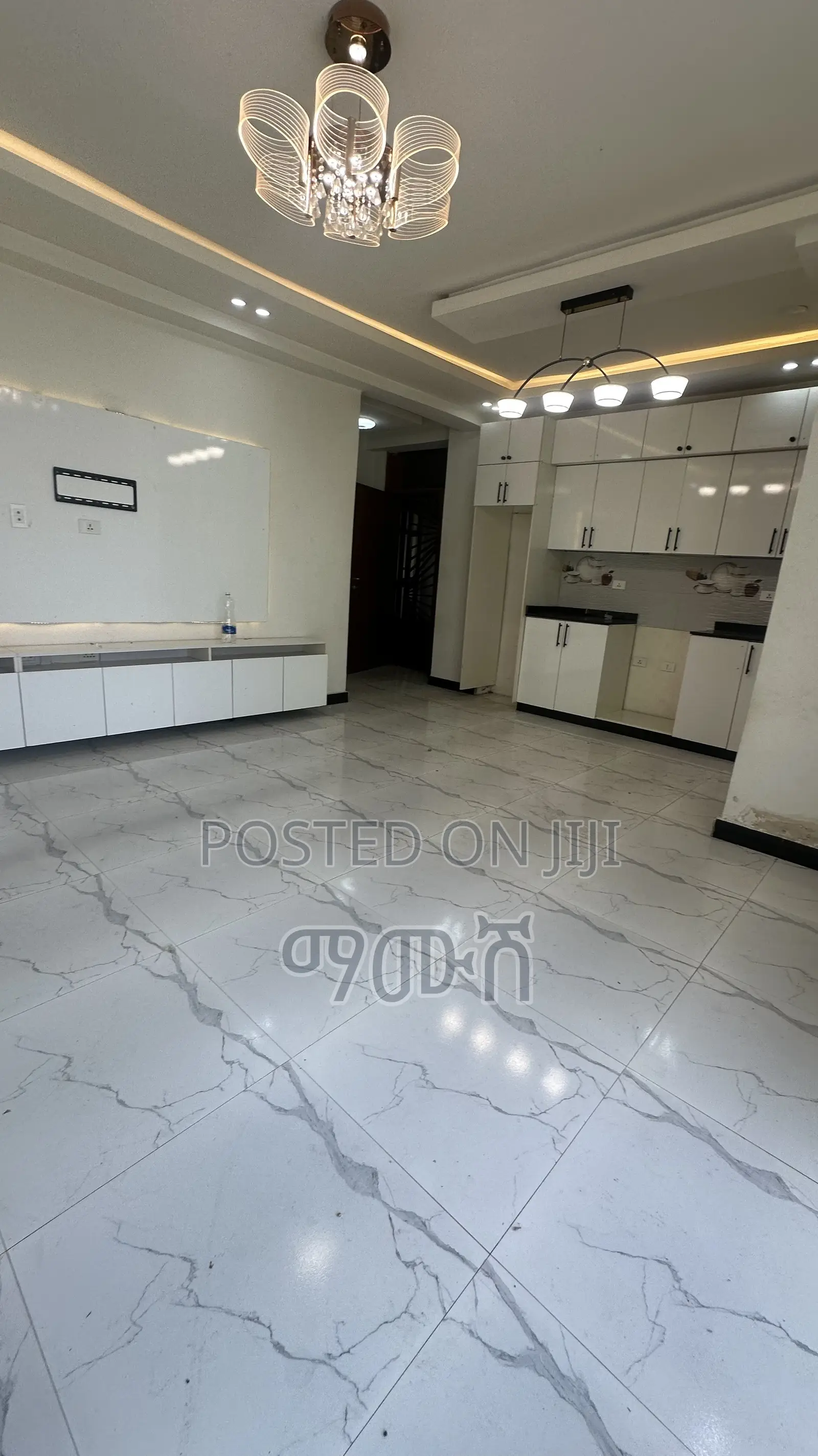 Furnished 2bdrm Condo in አዲስ አበባ አያት, Bole for sale