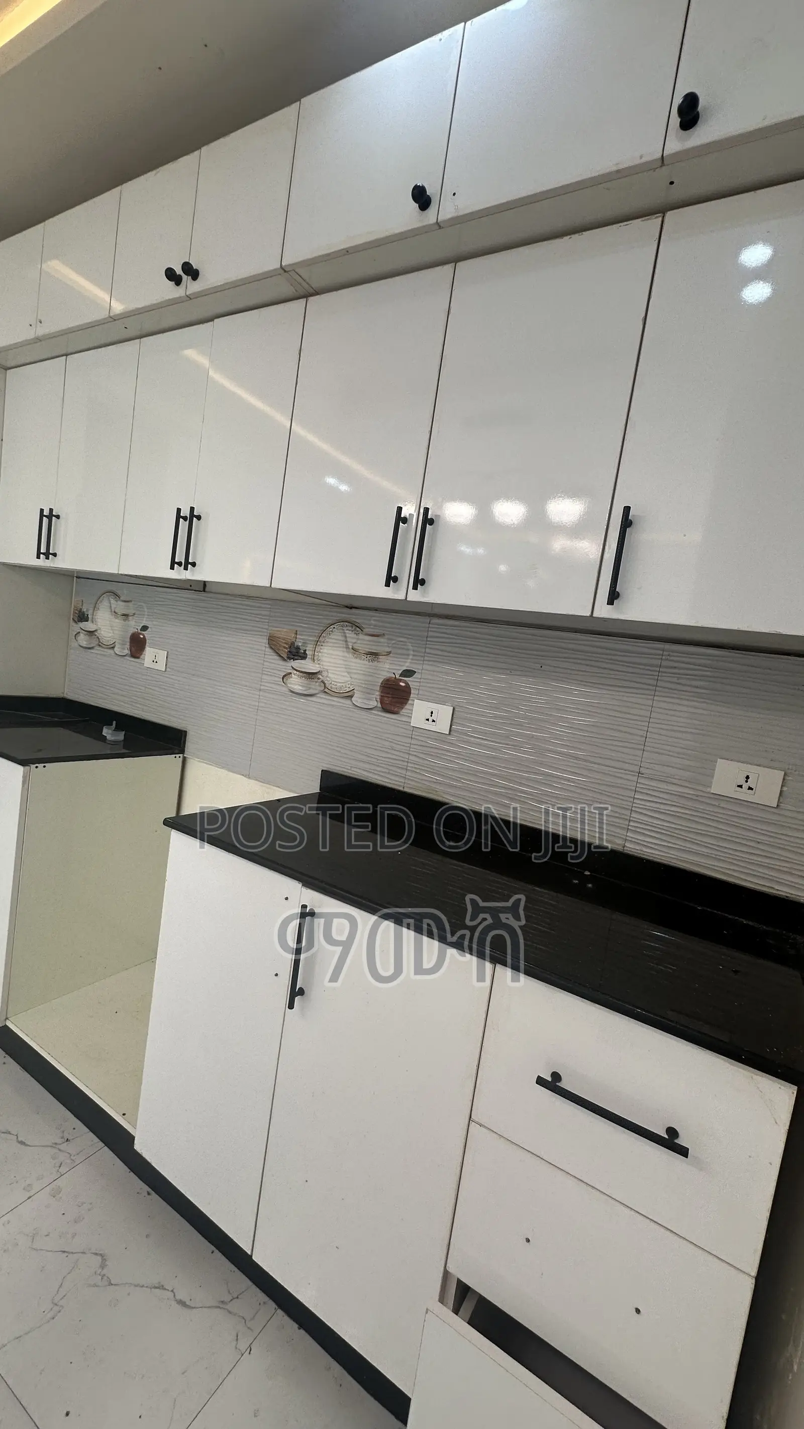 Furnished 2bdrm Condo in አዲስ አበባ አያት, Bole for sale