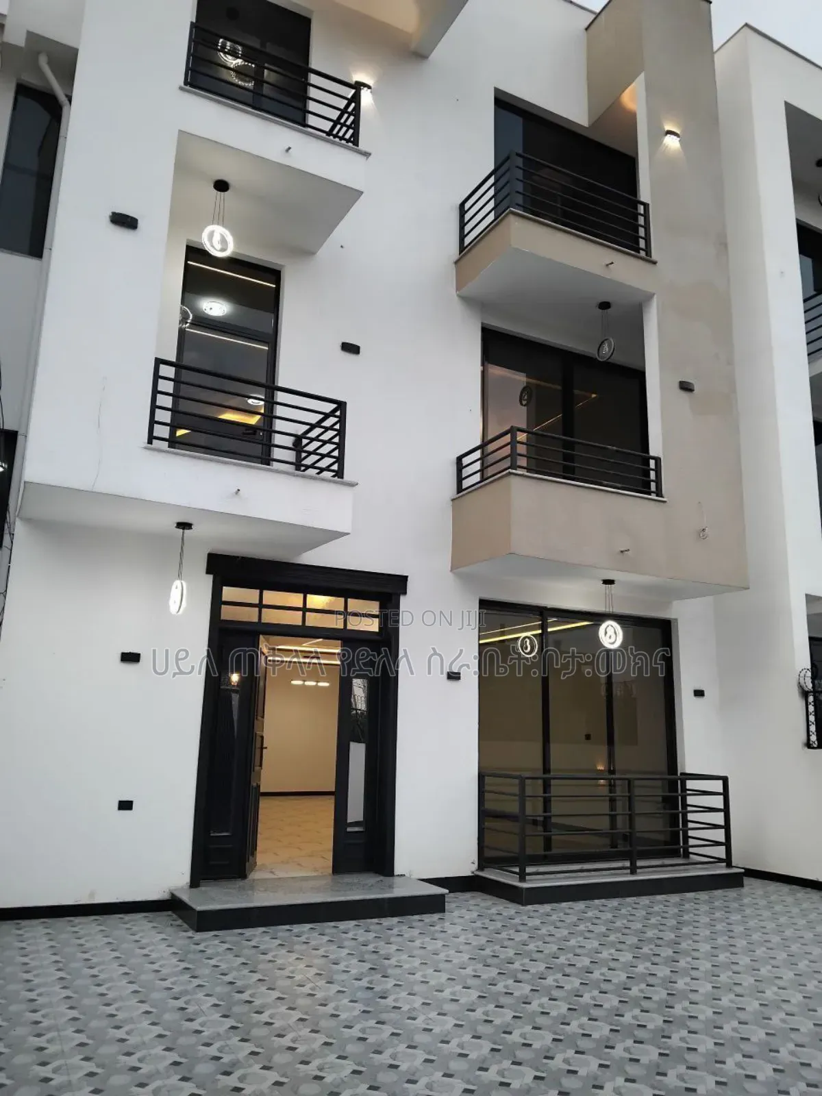 Furnished 10bdrm House in አያት አካባቢ እጅግ ተወዳጅና, Yeka for sale