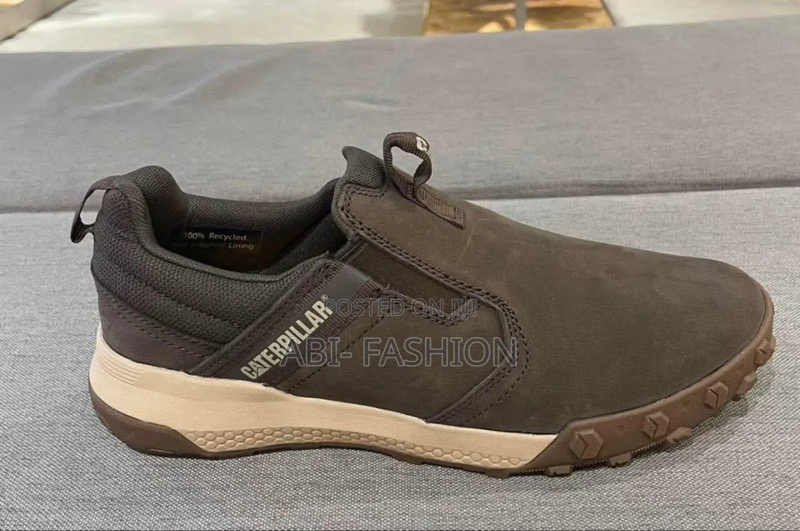 Caterpillar No Lace Flat