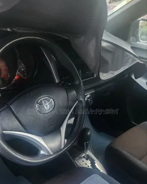 Toyota Yaris 2016 Teal