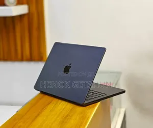 New Apple MacBook Pro 2023 M3 14-Inch 18GB Apple M3 Pro SSD 512GB