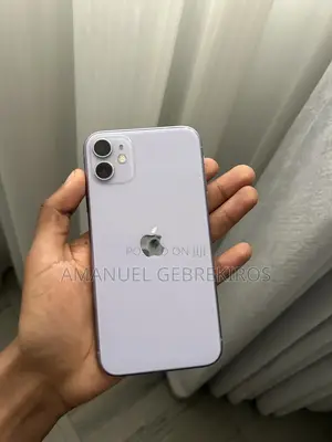 Apple iPhone 11 64 GB Purple
