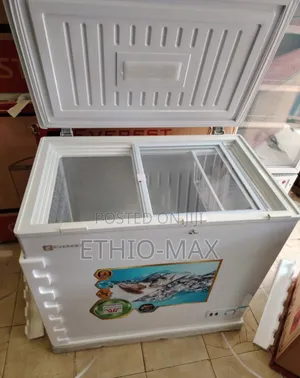 Everest Chest Freezer 260 Liter– Original | Heavy Duty | Energy Saver