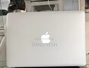 New Laptop Apple MacBook Pro 32GB Intel Core I9 SSD 512GB