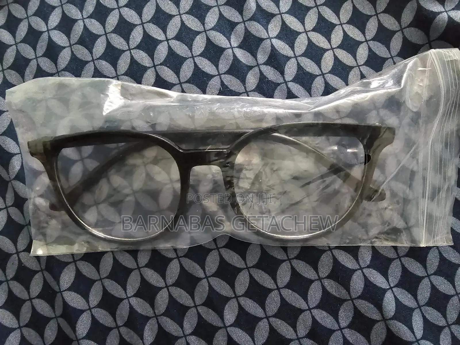 Eyeglasses